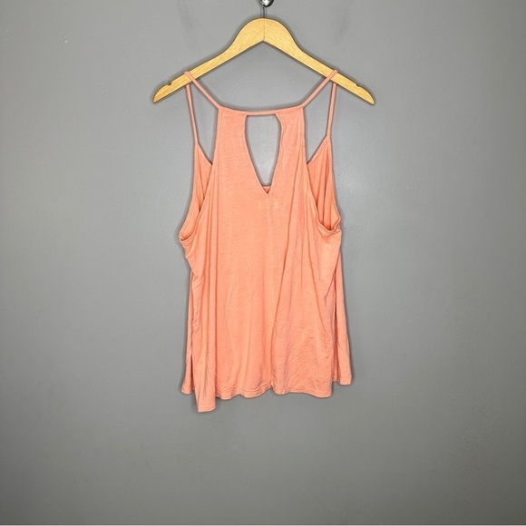 Old navy racer back strappy tank top - Picture 5 of 5